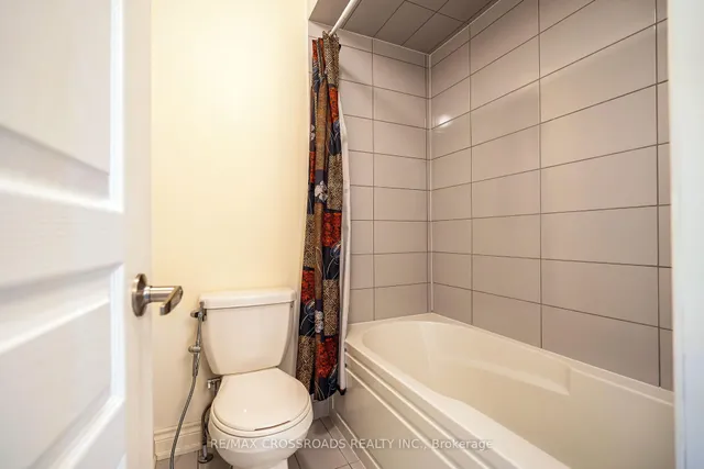 Additional image 31 of 119 Russell Creek Dr