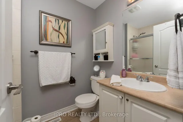 Additional image 30 of 256 Landsborough Ave