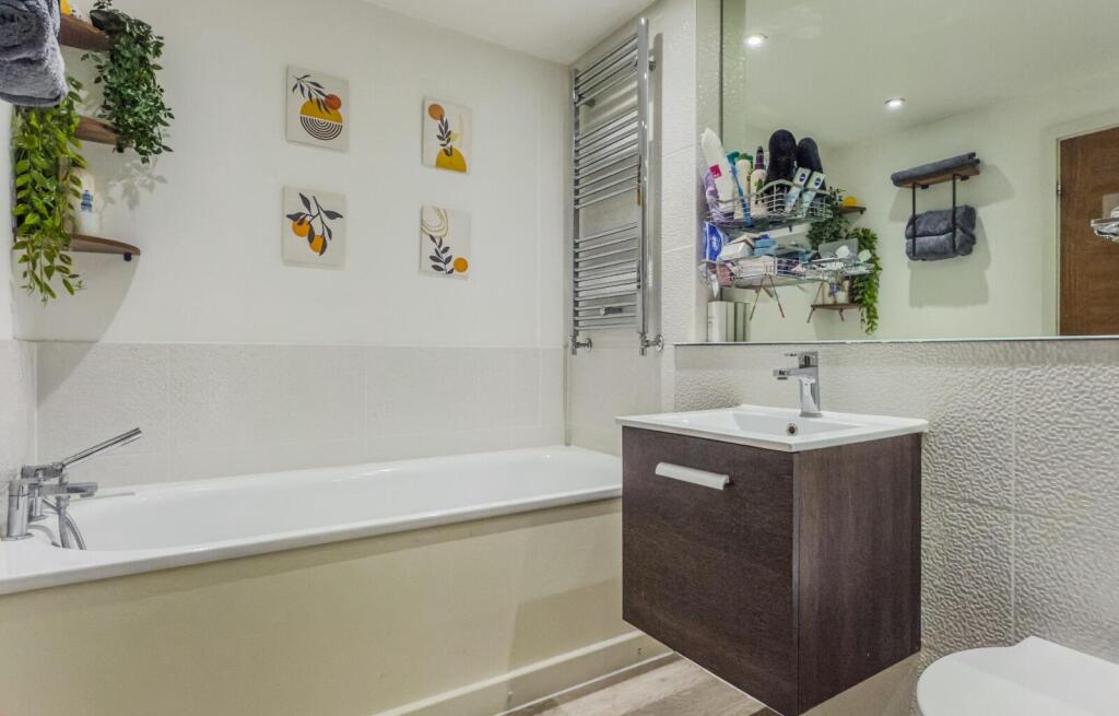 Additional image 22 of Mundells, Welwyn Garden City