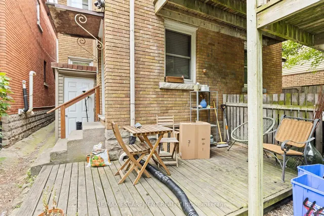 Additional image 34 of 48 Locke St