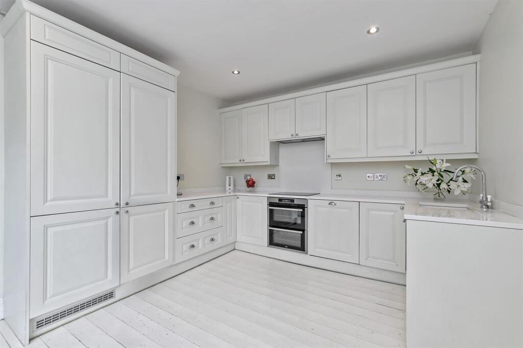 Additional image 4 of Catherine Street, St. Albans