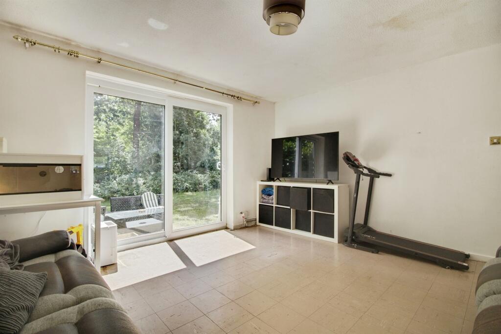 Additional image 12 of Hollyfield, HATFIELD