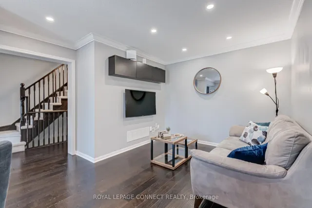 Additional image 14 of 223 Woodley Cres