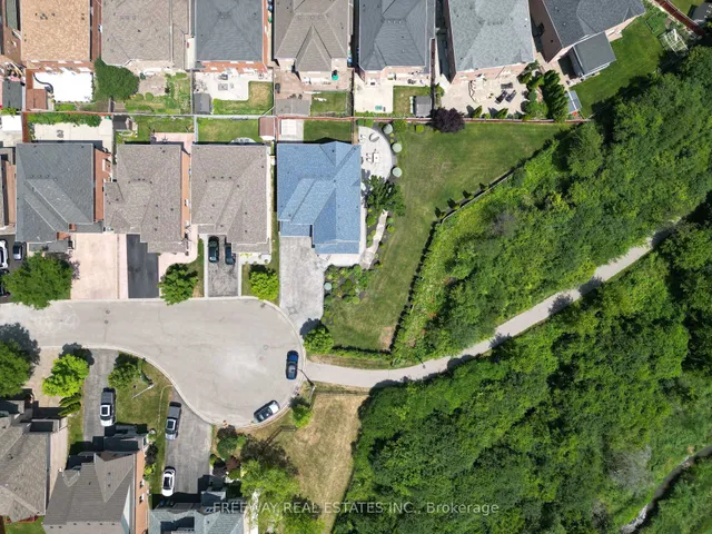 Additional image 50 of 47 Kootenay Pl