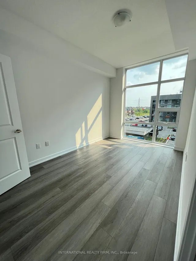 Additional image 5 of 460 Dundas St Unit 332