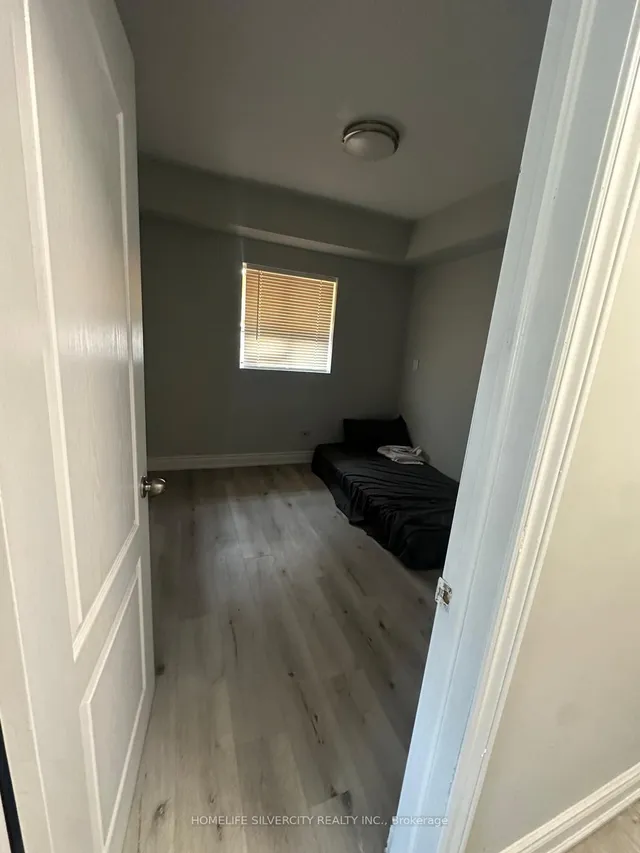 Additional image 9 of 1 Studley St