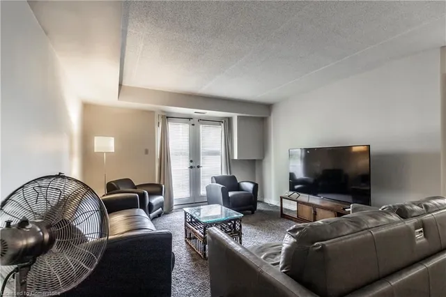 Additional image 9 of 2010 Cleaver Ave Unit 207