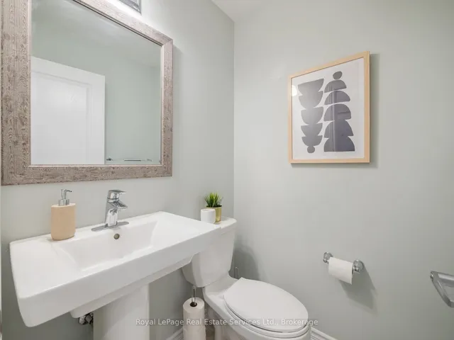 Additional image 5 of 431 Athabasca Common