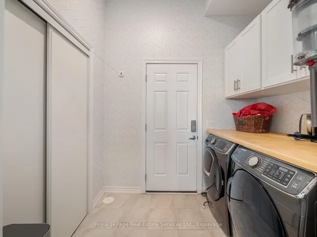 Additional image 19 of 431 Athabasca Common