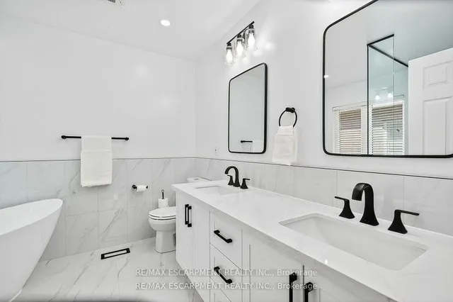 Additional image 24 of 4223 Fuller Cres