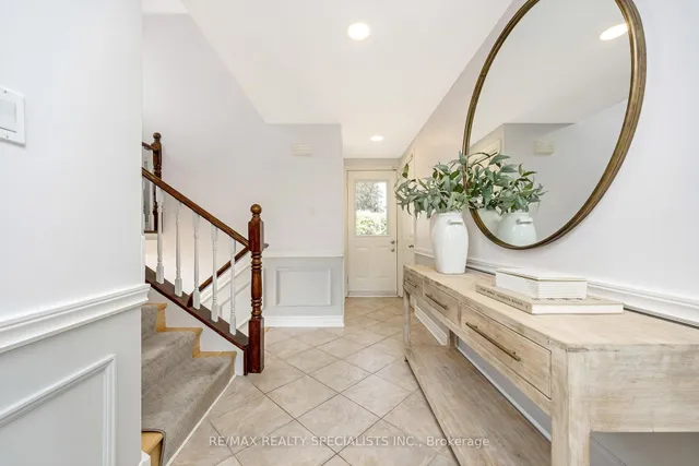 Additional image 5 of 212 Memorial Ave