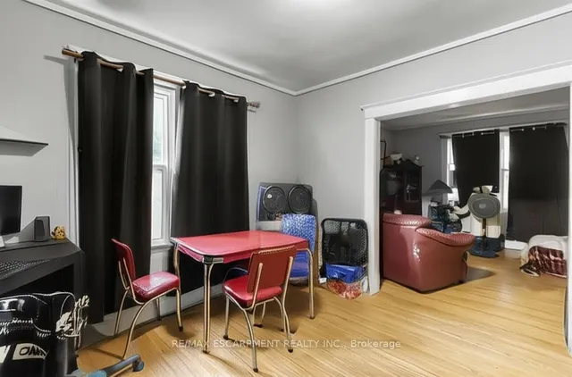 Additional image 9 of 14 Norway Ave