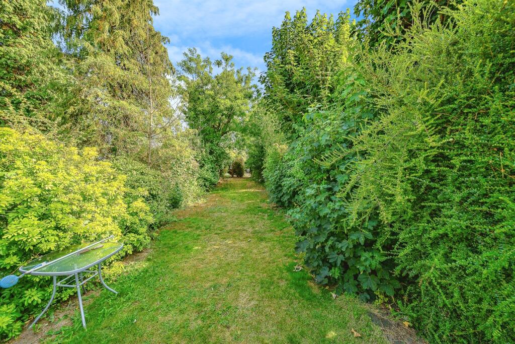 Additional image 8 of Pondfield Crescent, St. Albans