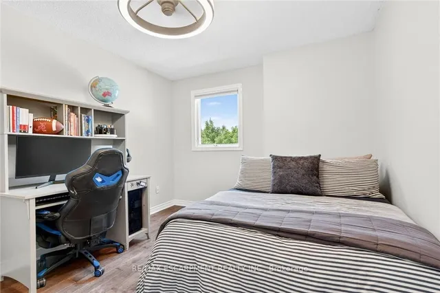 Additional image 26 of 50 LONGYEAR Dr