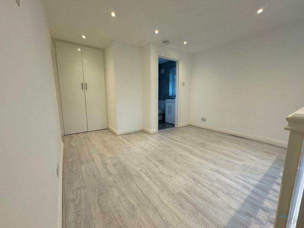 Additional image 8 of Strawberry Fields, Hatfield , AL10