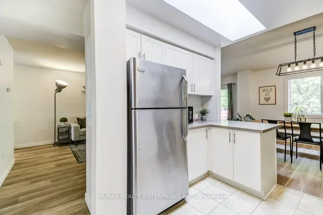 Additional image 23 of 2055 Walkers Line Unit 234