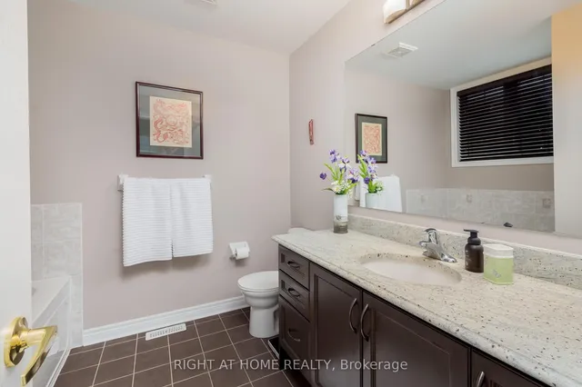 Additional image 19 of 1 Sea Holly Cres