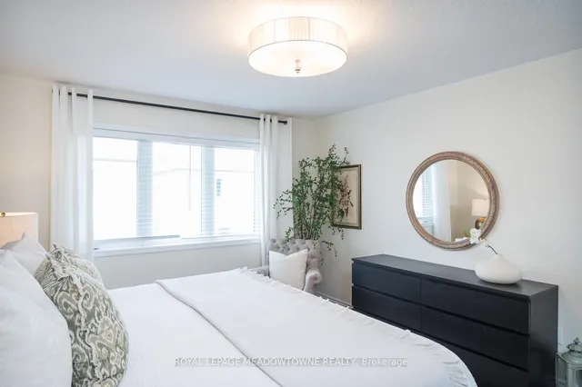 Additional image 22 of 335 Gooding Cres