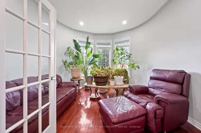 Additional image 6 of 11 Darren Rd