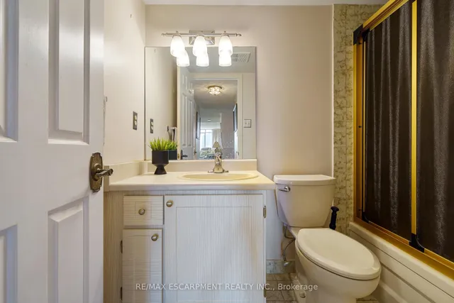 Additional image 31 of 30 Harrisford St Unit 908