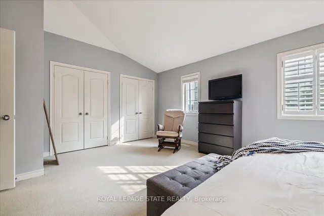 Additional image 32 of 5080 Fairview St Unit 72