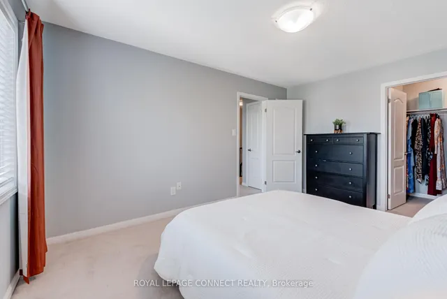 Additional image 25 of 223 Woodley Cres