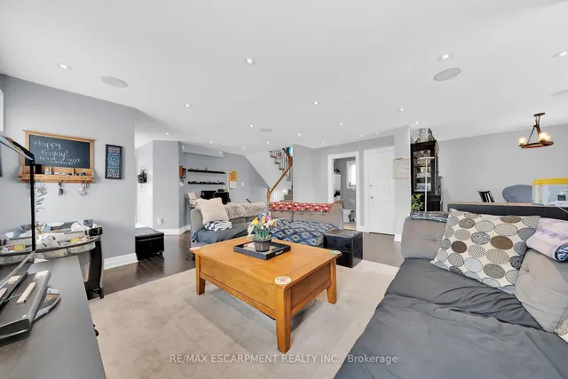 Additional image 9 of 2 Tyler Dr