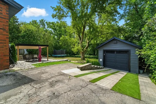 Additional image 36 of 1238 De Quincy Cres