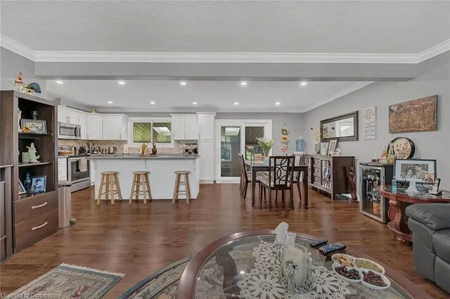 Additional image 18 of 982 Highland Rd