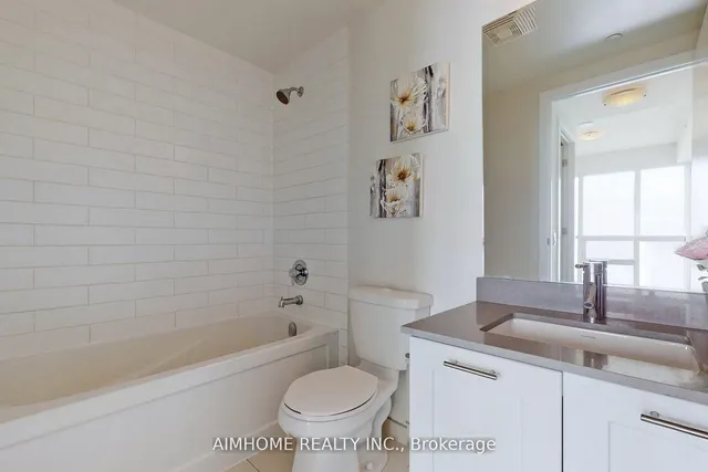 Additional image 3 of 2220 Lakeshore Blvd Unit 1909