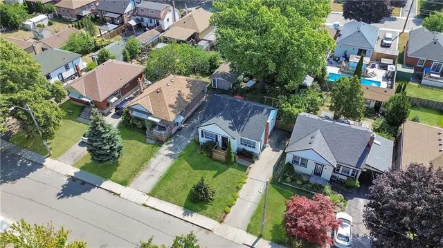 Additional image 4 of 357 East 27th St