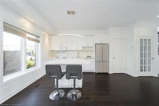 Additional image 16 of 47 Madonna Dr