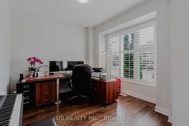 Additional image 2 of 8 Menzies St