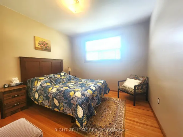 Additional image 14 of 627 Green Meadow Cres