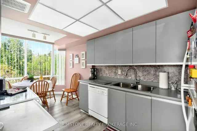 Additional image 11 of 26 Hanover Rd Unit 202