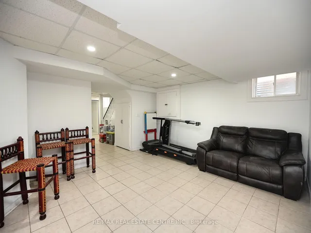 Additional image 45 of 1162 Tupper Dr