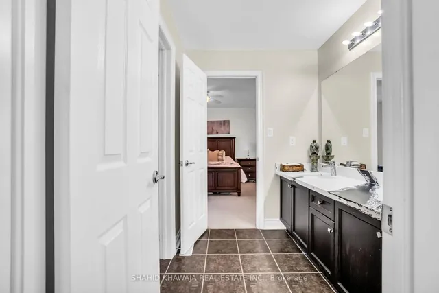 Additional image 44 of 46 Balin Cres