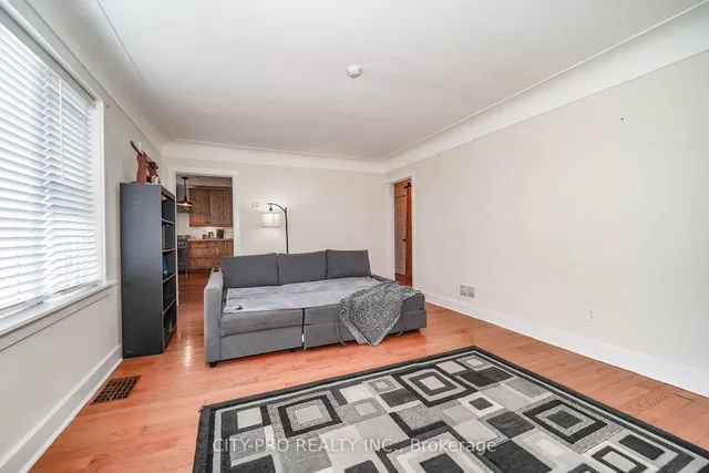 Additional image 15 of 443 5th Concession Rd