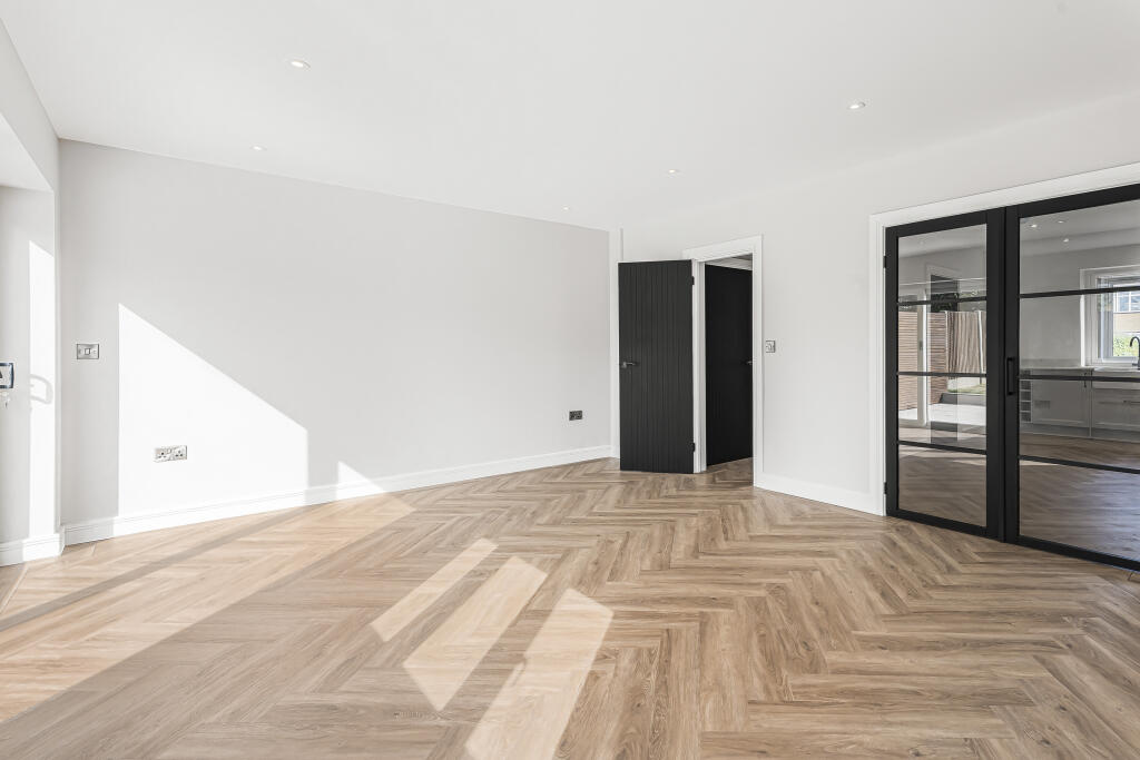 Additional image 16 of White Horse Drive, London Colney, AL2