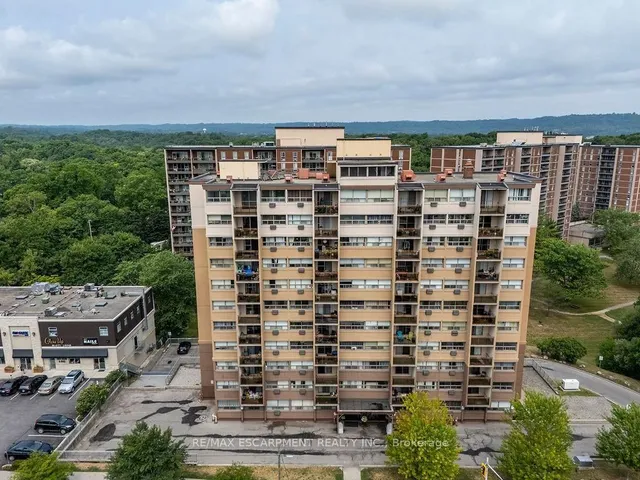 1950 Main St Unit 202