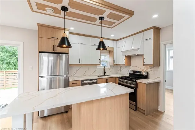 Additional image 15 of 588 Barnaby St