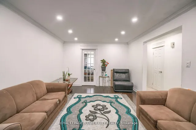 Additional image 7 of 7475 Goreway Dr Unit 49