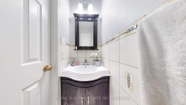 Additional image 16 of 15 Mario St