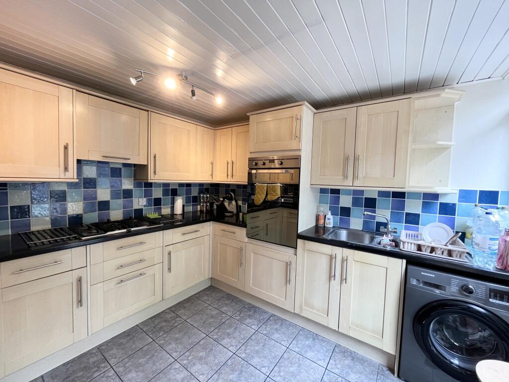 Additional image 5 of Canberra Close, St Albans