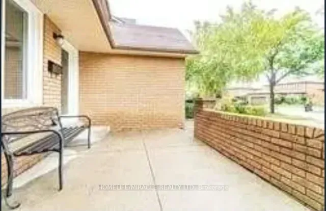 Additional image 2 of 150 Weybridge Tr