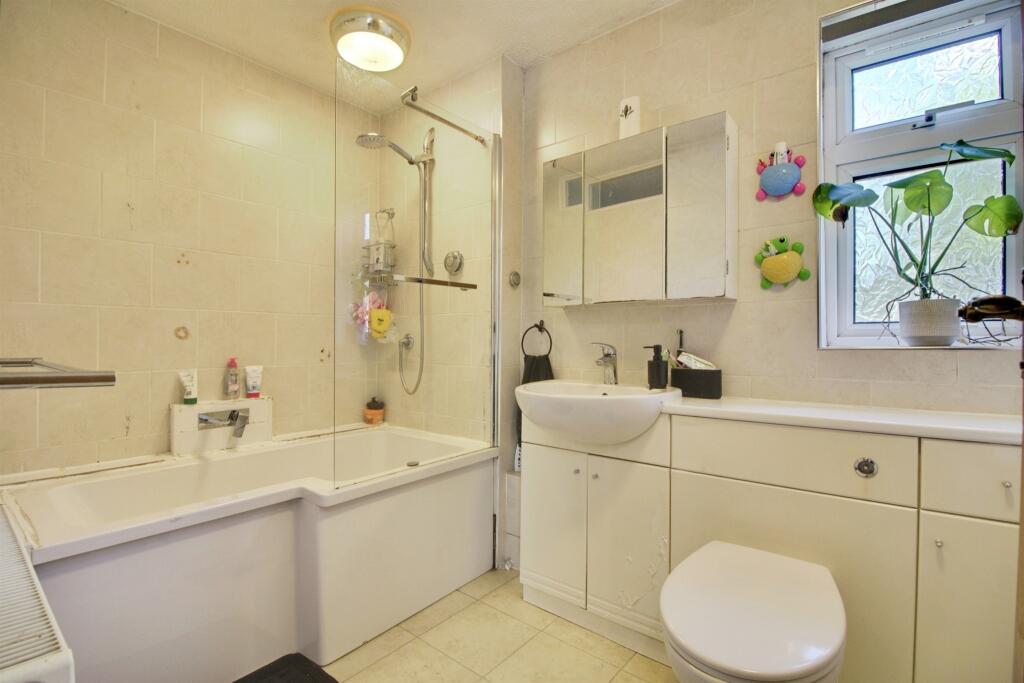 Additional image 5 of Hollyfield, HATFIELD