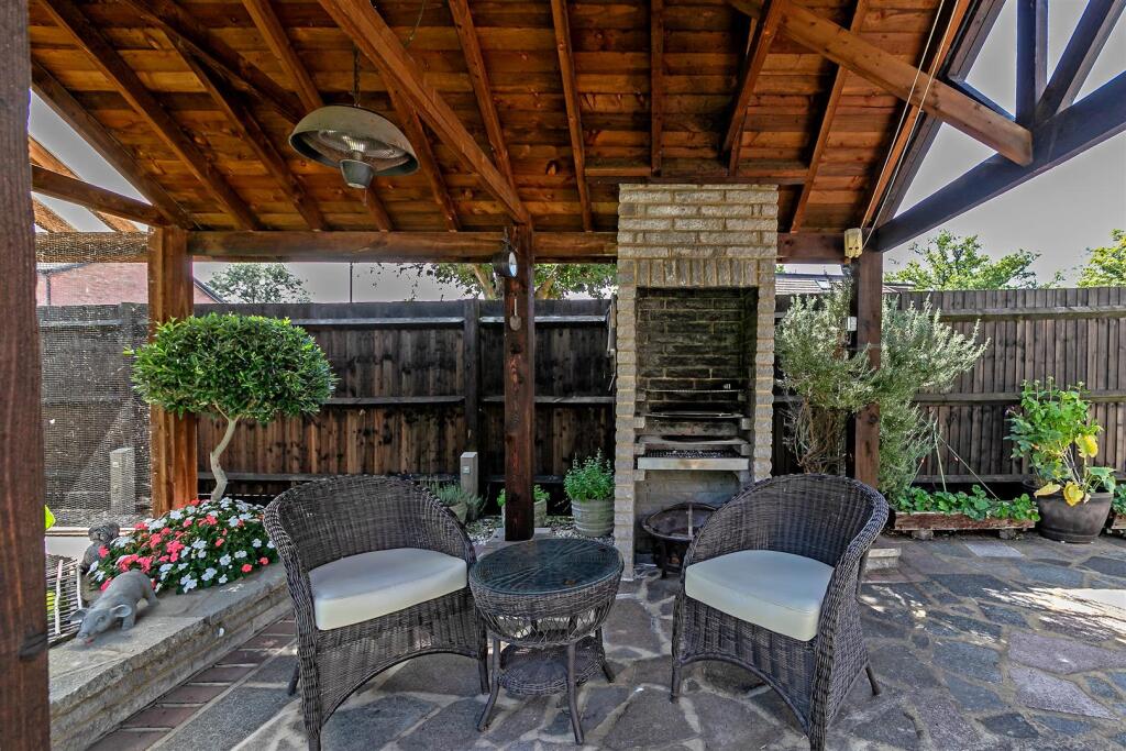 Additional image 22 of Park Street Lane, Park Street, St. Albans