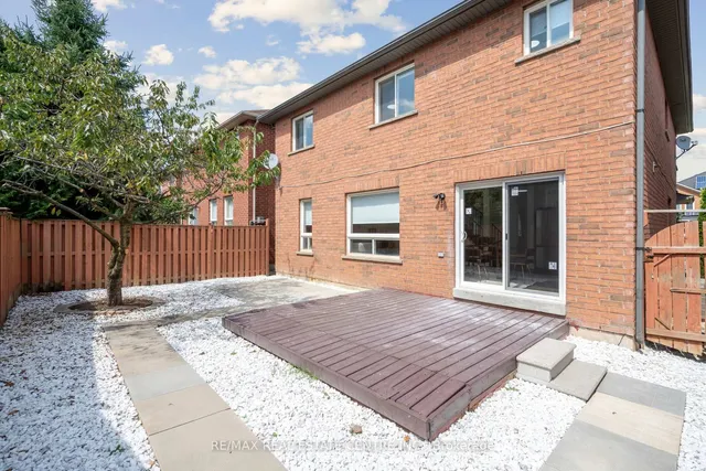 Additional image 44 of 39 Four Seasons Circ