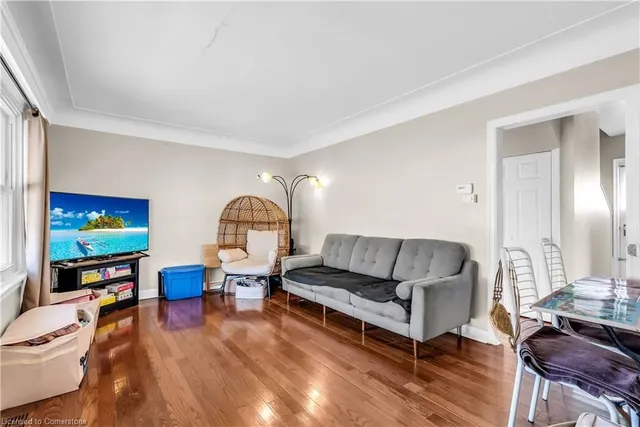 Additional image 11 of 59 Cloverdale Ave