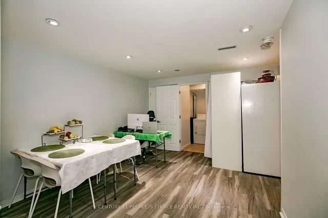 Additional image 37 of 24 Vivians Cres